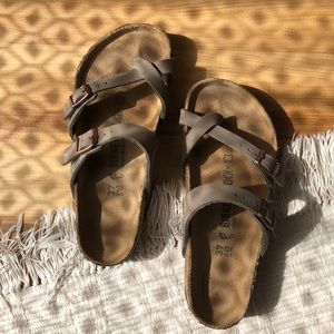 Birkenstock’s • Mayari Birkibuc